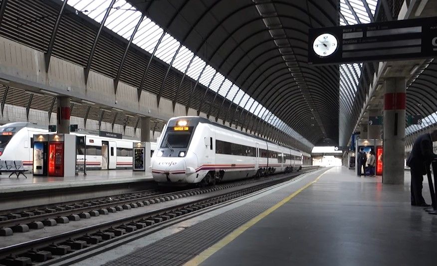 Estación de tren Santa Justa en Sevilla para traslados AVE