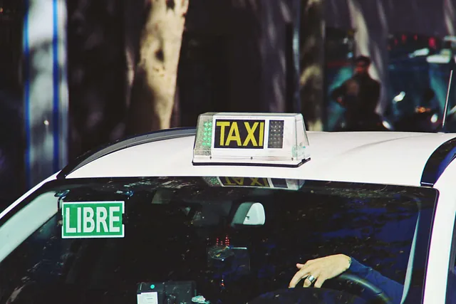 Taxi